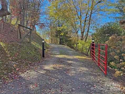 99 Thistle Ridge Canton NC 28716