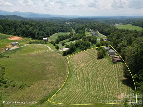 560 Bailey Mountain Road Mars Hill NC 28754