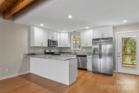 65 Moore Avenue Asheville NC 28806