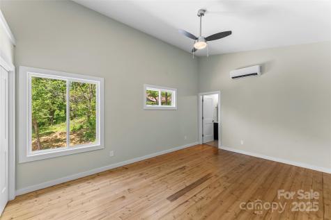 65 Moore Avenue Asheville NC 28806