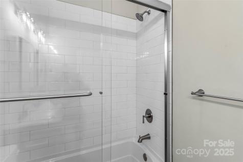 65 Moore Avenue Asheville NC 28806