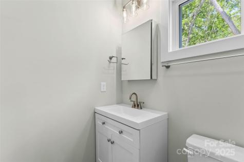 65 Moore Avenue Asheville NC 28806