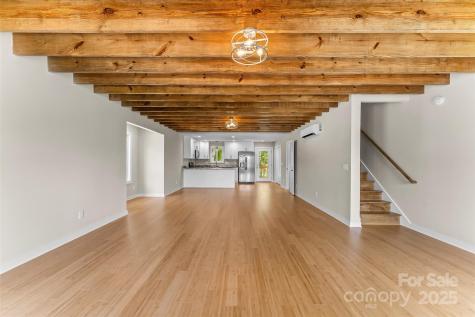 65 Moore Avenue Asheville NC 28806