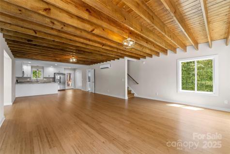 65 Moore Avenue Asheville NC 28806