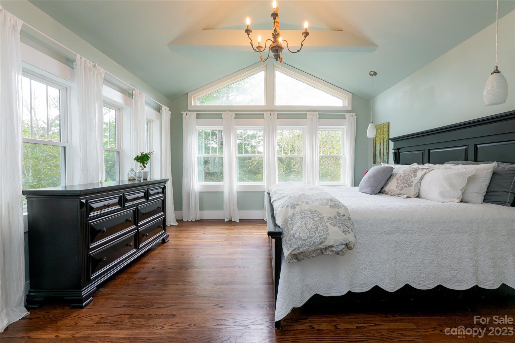 43 Winthrop Road Asheville NC 28806