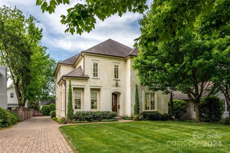 208 Cottage Place Charlotte NC 28207