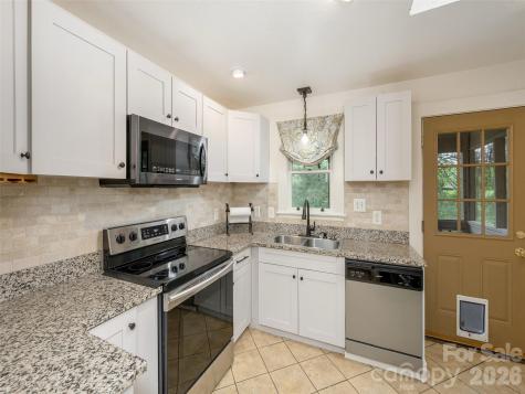 115 Oakland Road Asheville NC 28801