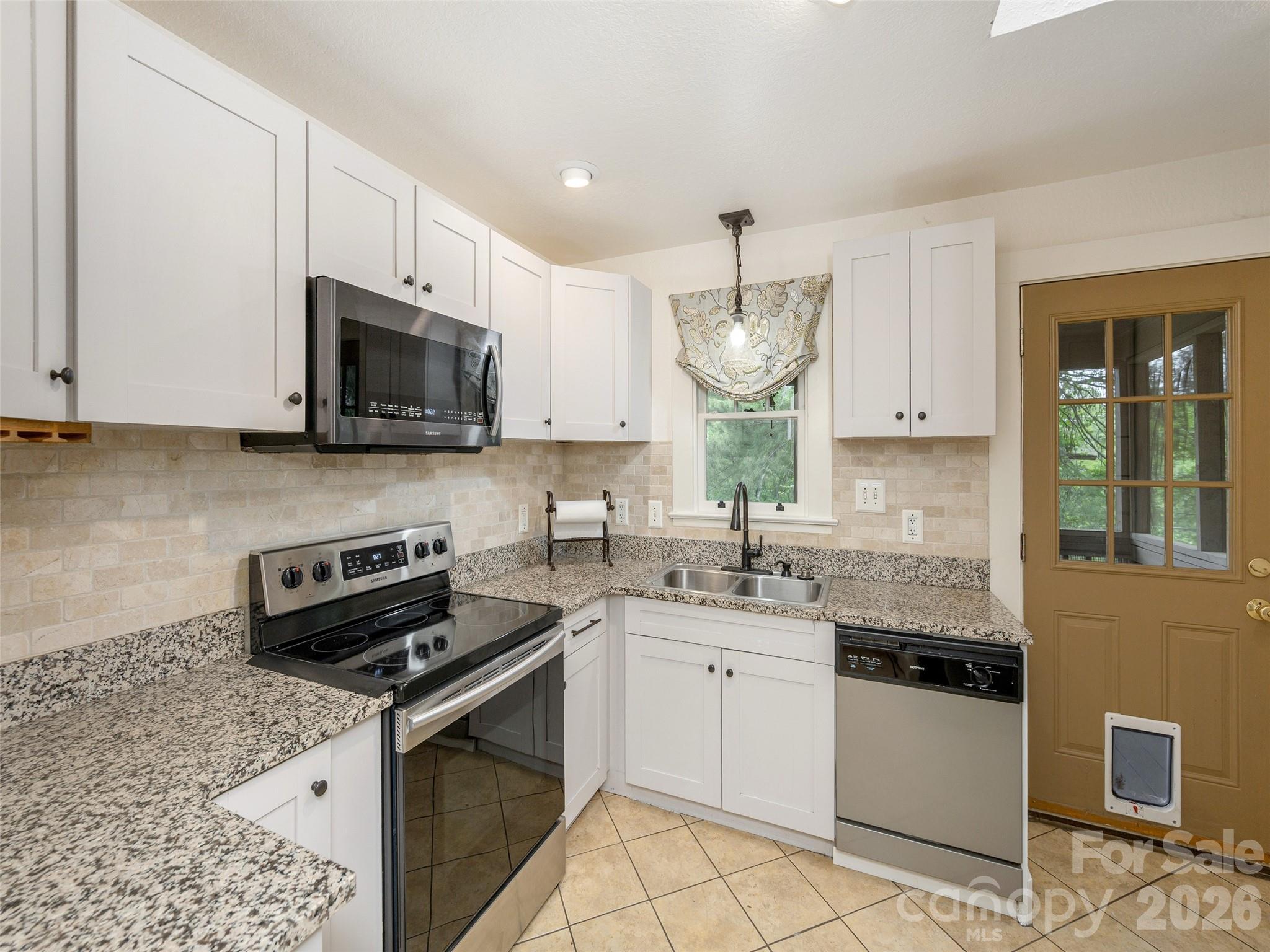 115 Oakland Road Asheville NC 28801