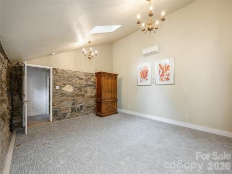 115 Oakland Road Asheville NC 28801