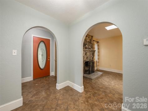 115 Oakland Road Asheville NC 28801