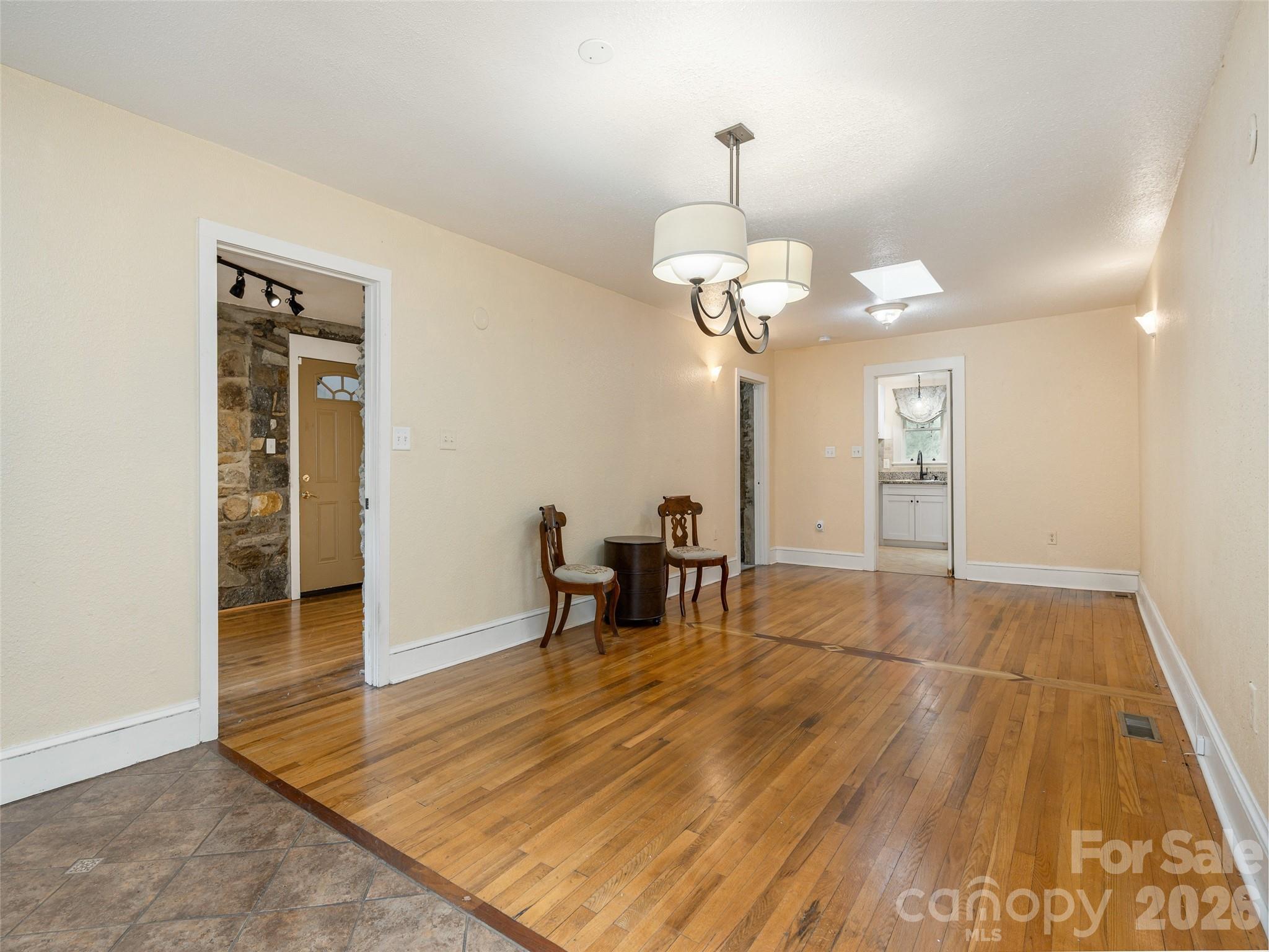 115 Oakland Road Asheville NC 28801