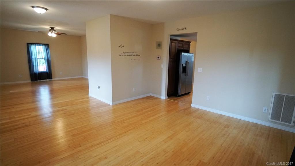 468 Railroad Drive Nw Concord NC 28025