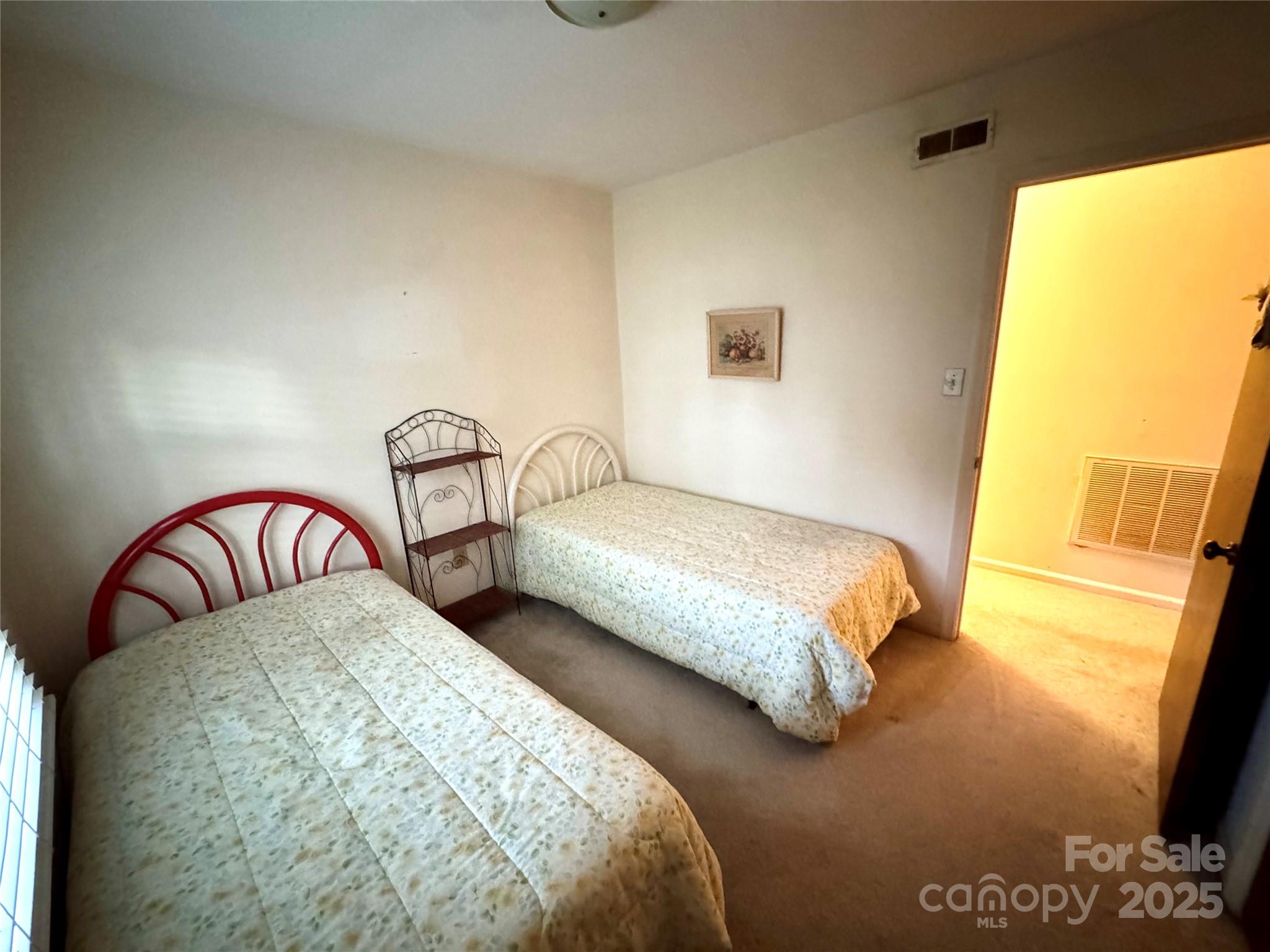 7501 Pawtuckett Road Charlotte NC 28214
