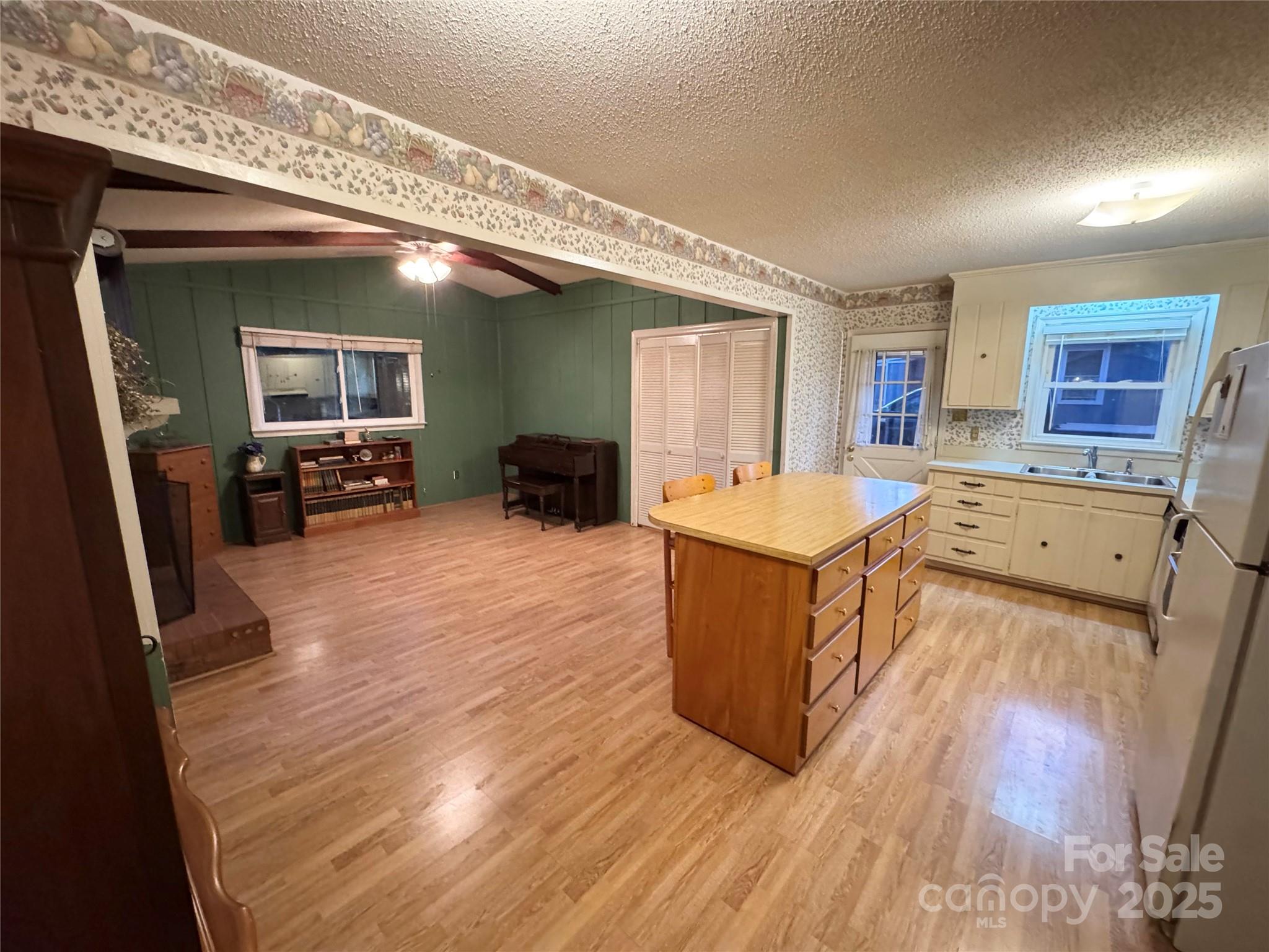 7501 Pawtuckett Road Charlotte NC 28214