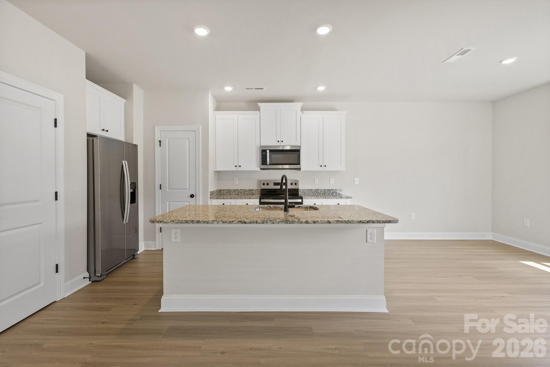 6730 Fairford Drive Charlotte NC 28215