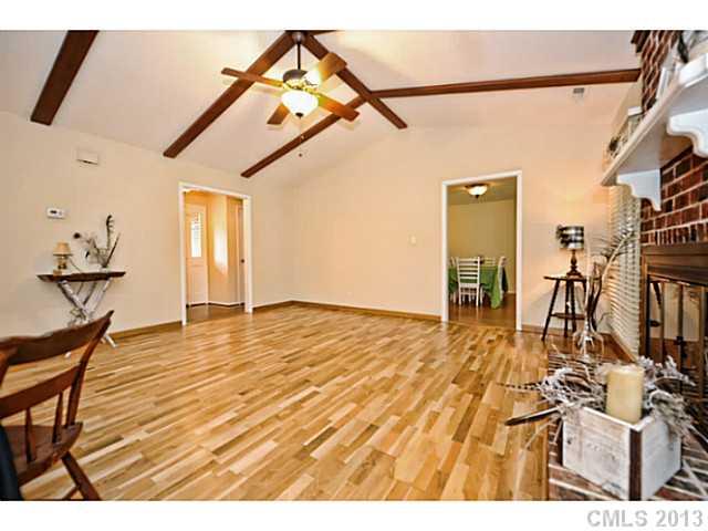 4810 Cody Place Charlotte NC 28277