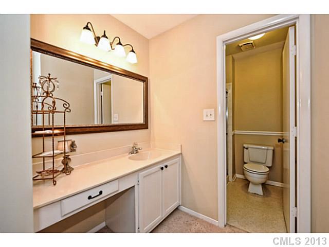 4810 Cody Place Charlotte NC 28277