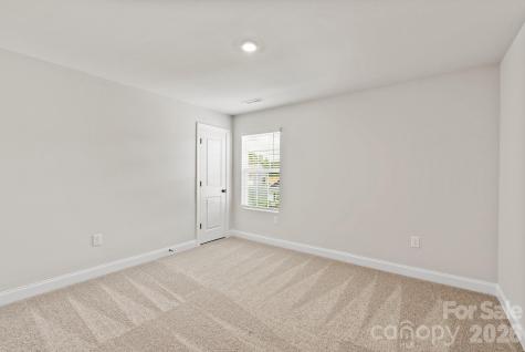 3446 Robindale Drive Winston Salem NC 27107