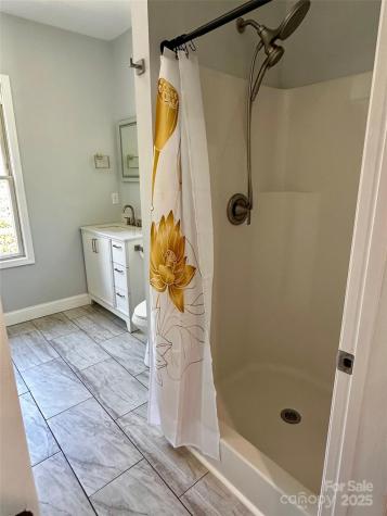 11 Martel Lane Asheville NC 28804