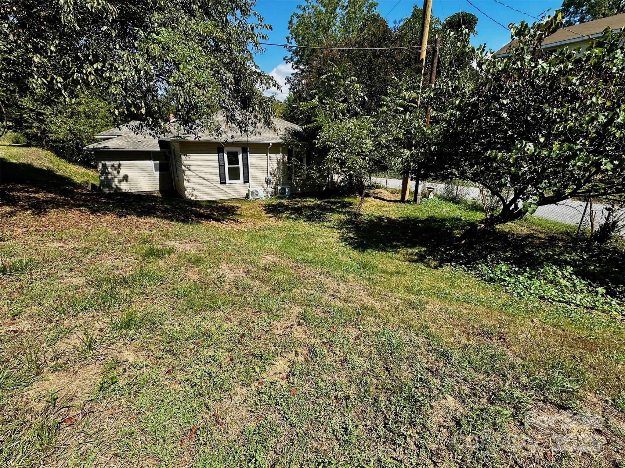 11 Martel Lane Asheville NC 28804