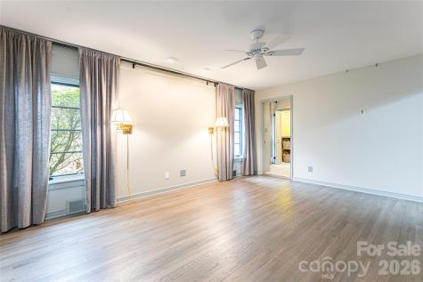 21 Pine Tree Circle Asheville NC 28804