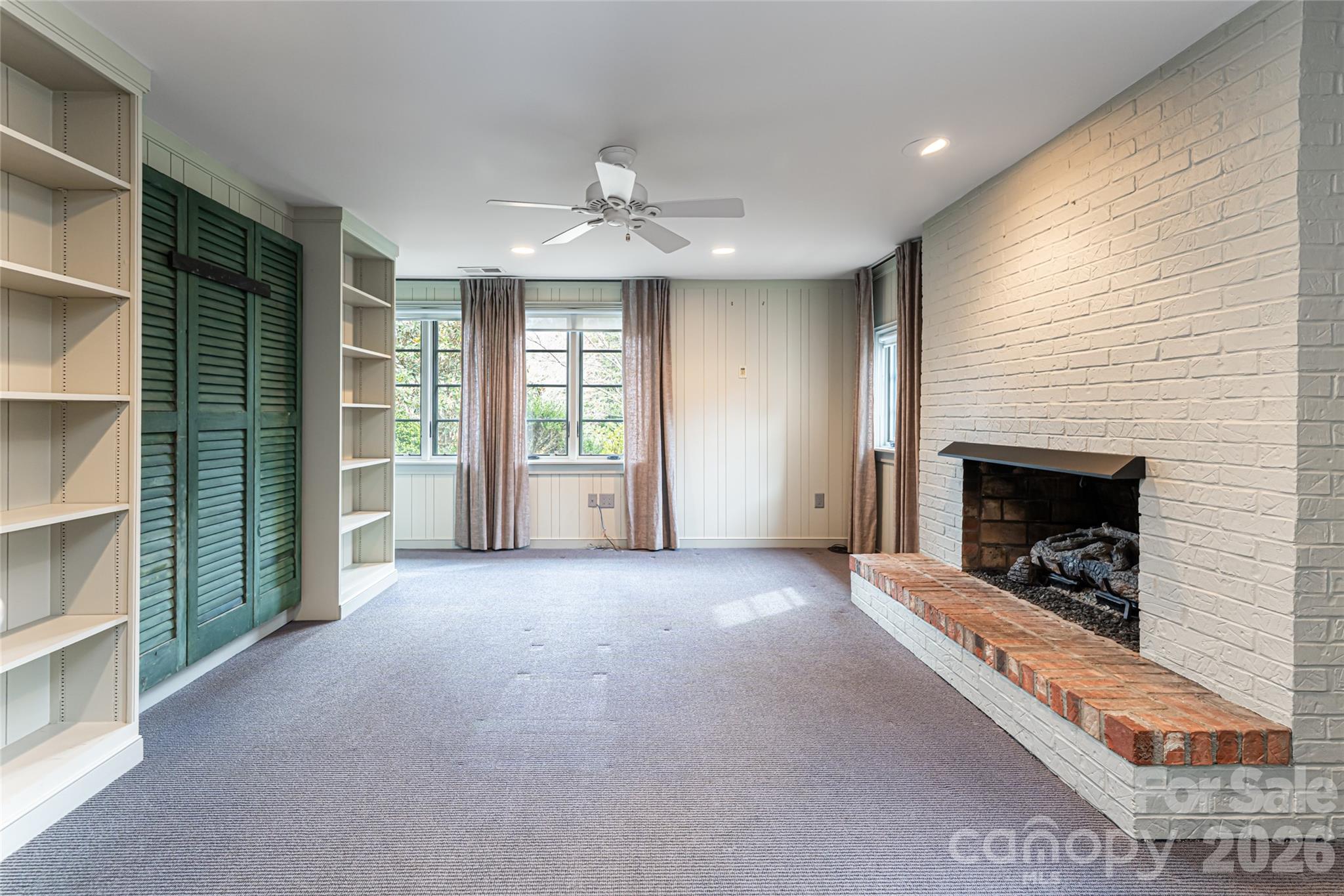 21 Pine Tree Circle Asheville NC 28804