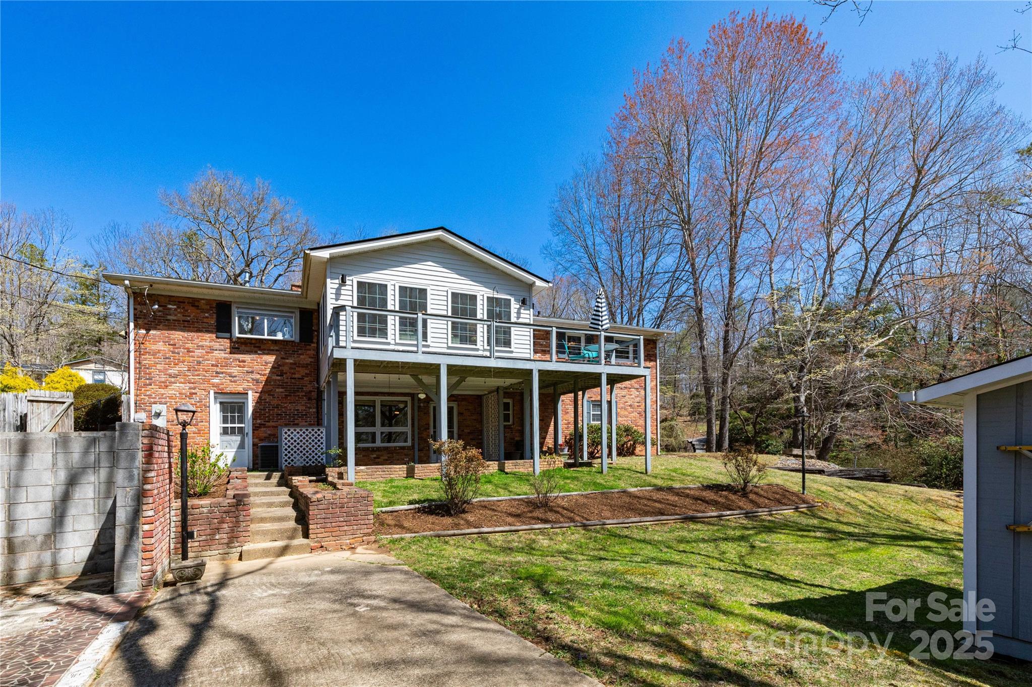 101 Jeanie Avenue Black Mountain NC 28711