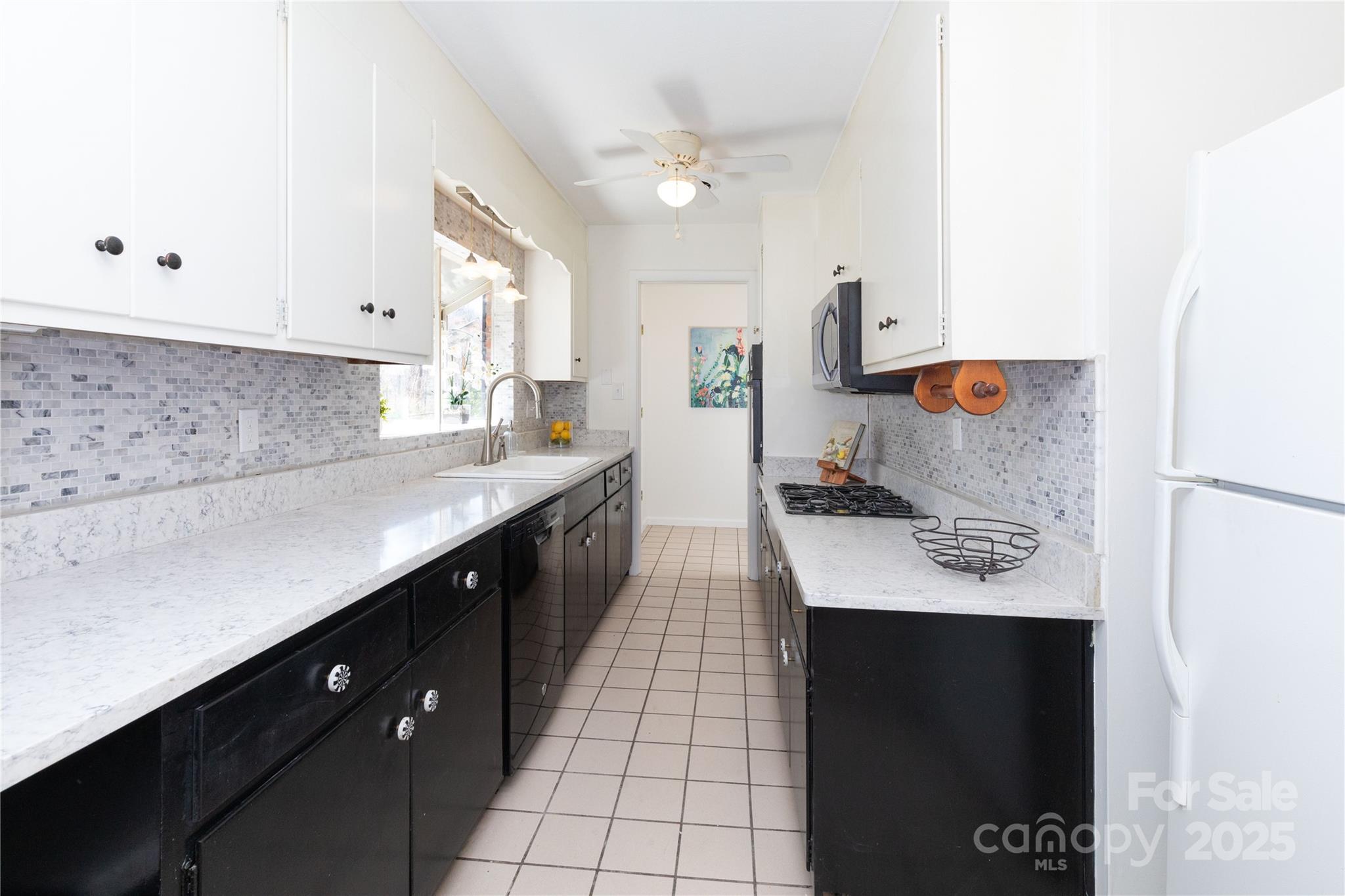 101 Jeanie Avenue Black Mountain NC 28711