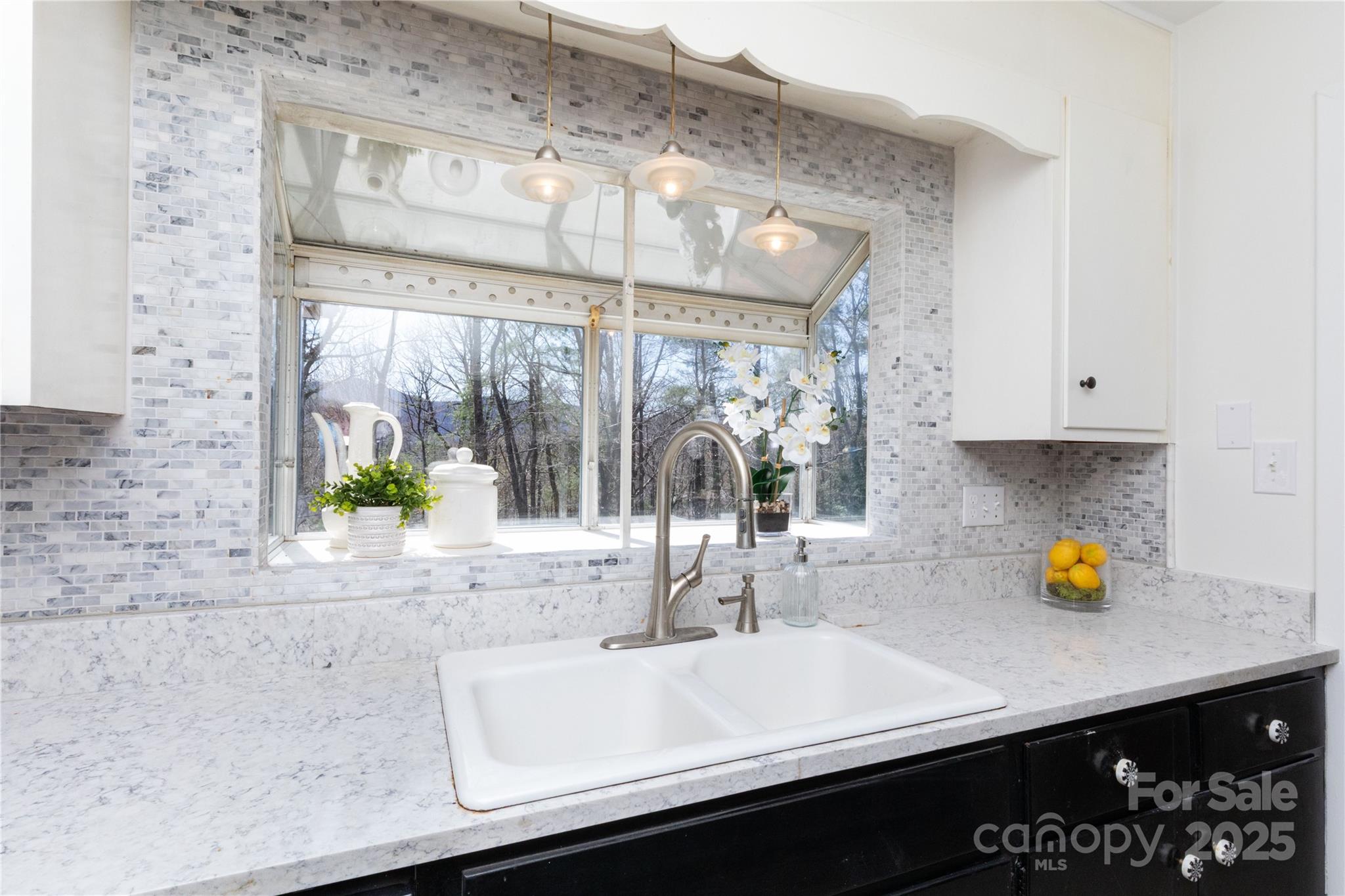 101 Jeanie Avenue Black Mountain NC 28711