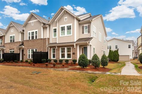 10026 Wayfair Meadow Court Charlotte NC 28277