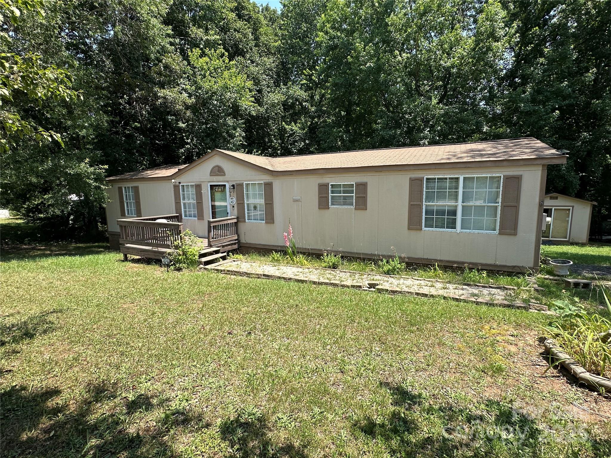 1355 Oak Breeze Drive Mooresville NC 28115