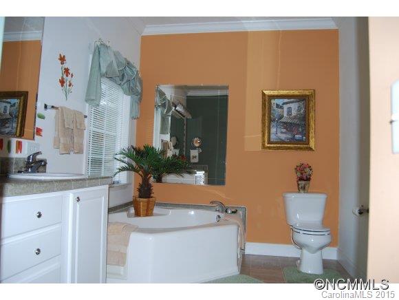 2524 Riceville Road Asheville NC 28805