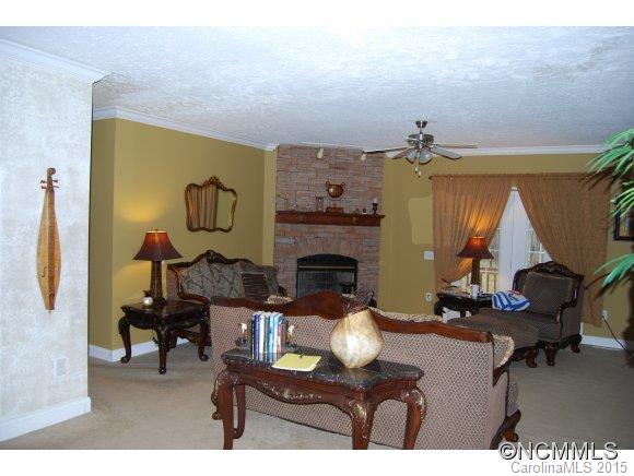 2524 Riceville Road Asheville NC 28805