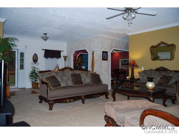 2524 Riceville Road Asheville NC 28805