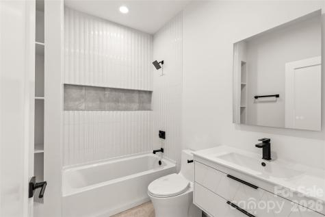 1344 Richland Drive Charlotte NC 28211