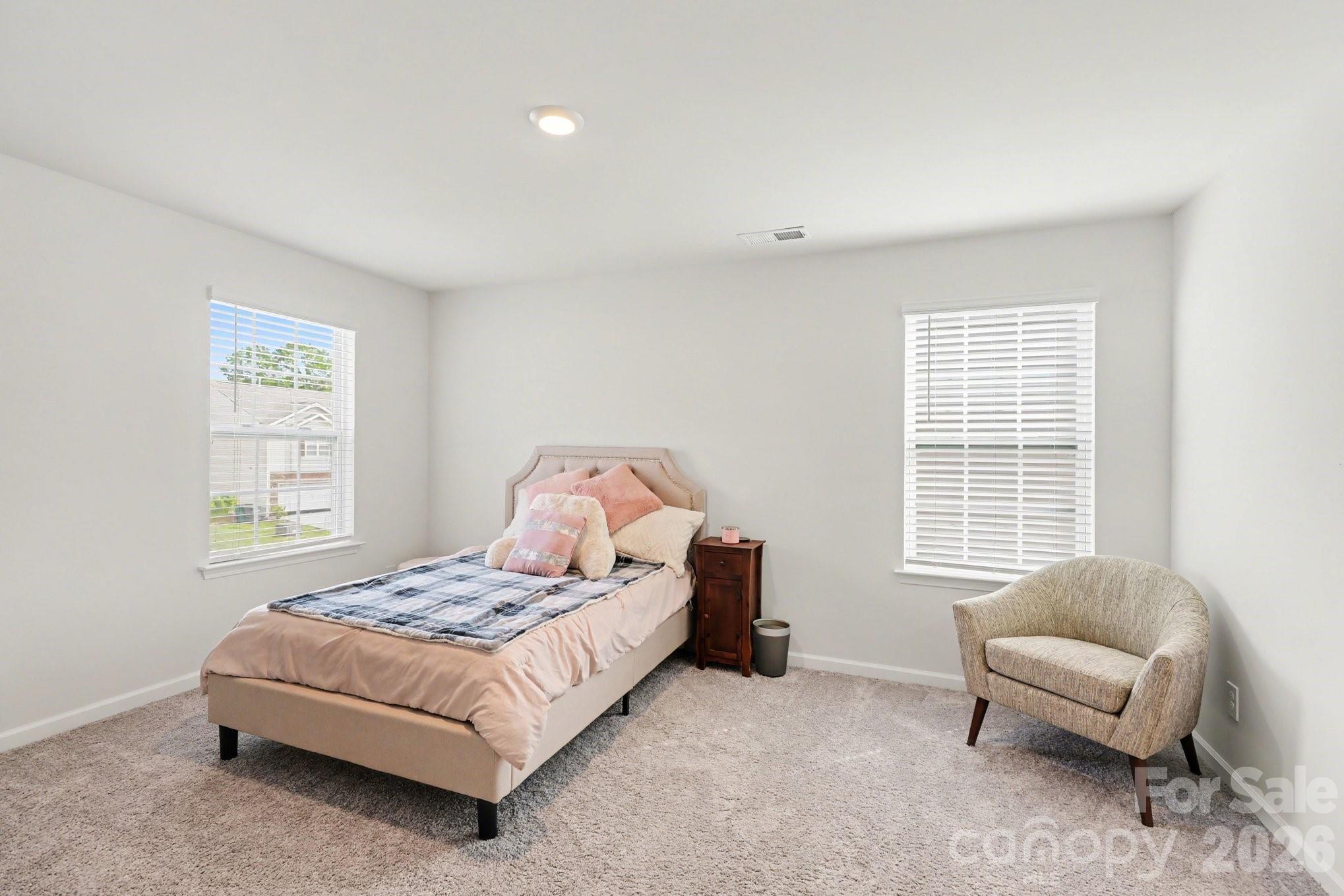 8133 Clairwood Drive Charlotte NC 28269