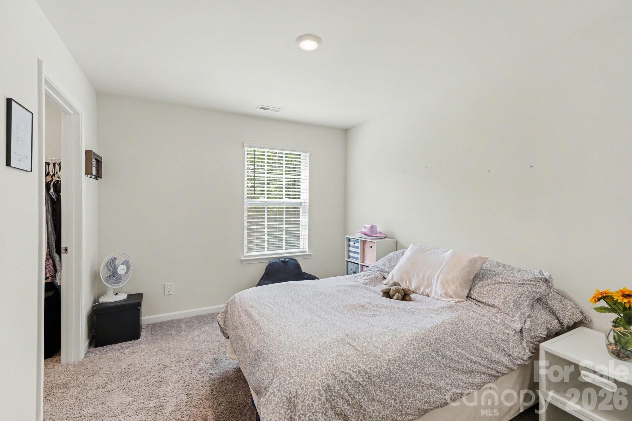 8133 Clairwood Drive Charlotte NC 28269