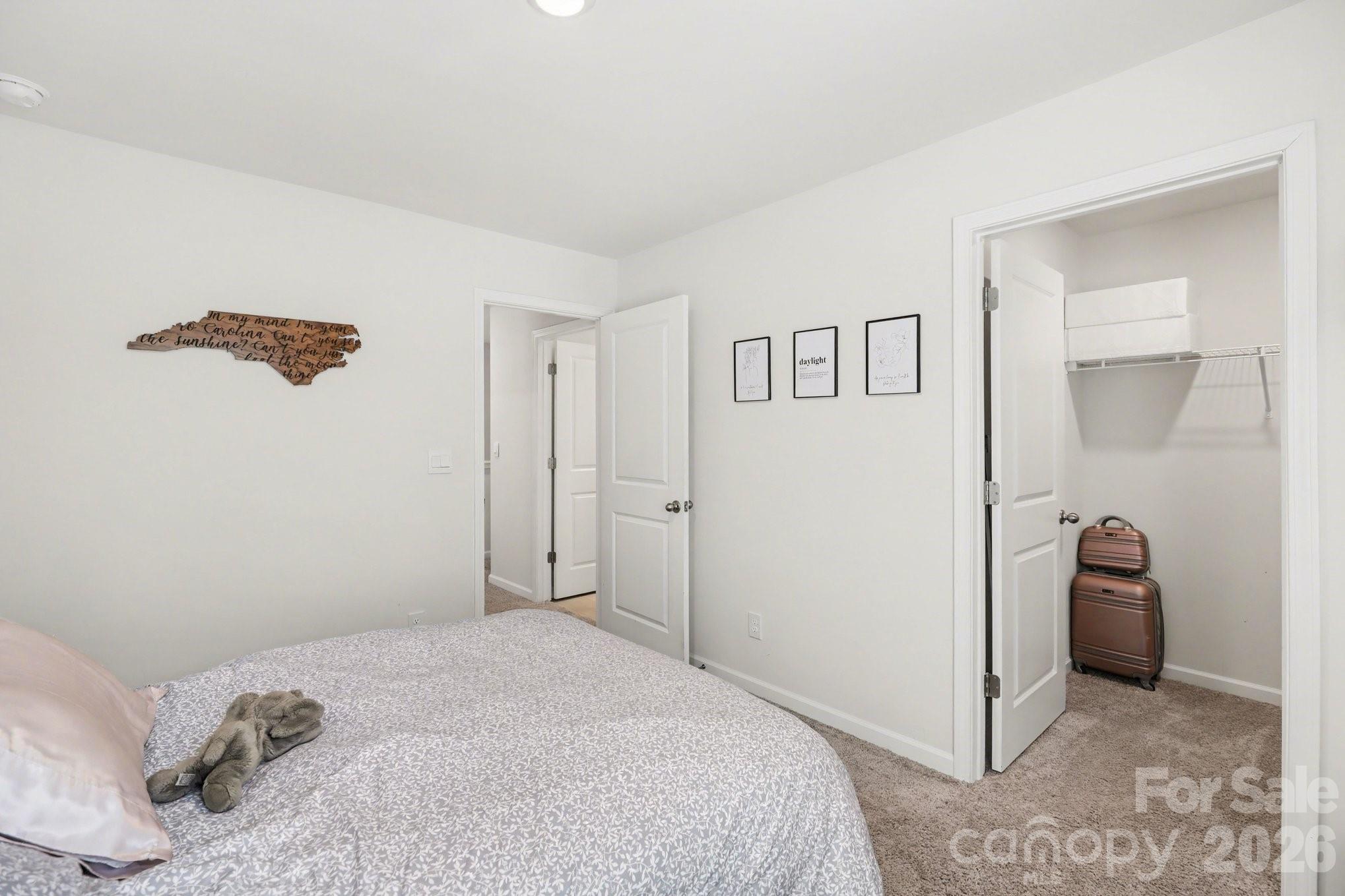 8133 Clairwood Drive Charlotte NC 28269