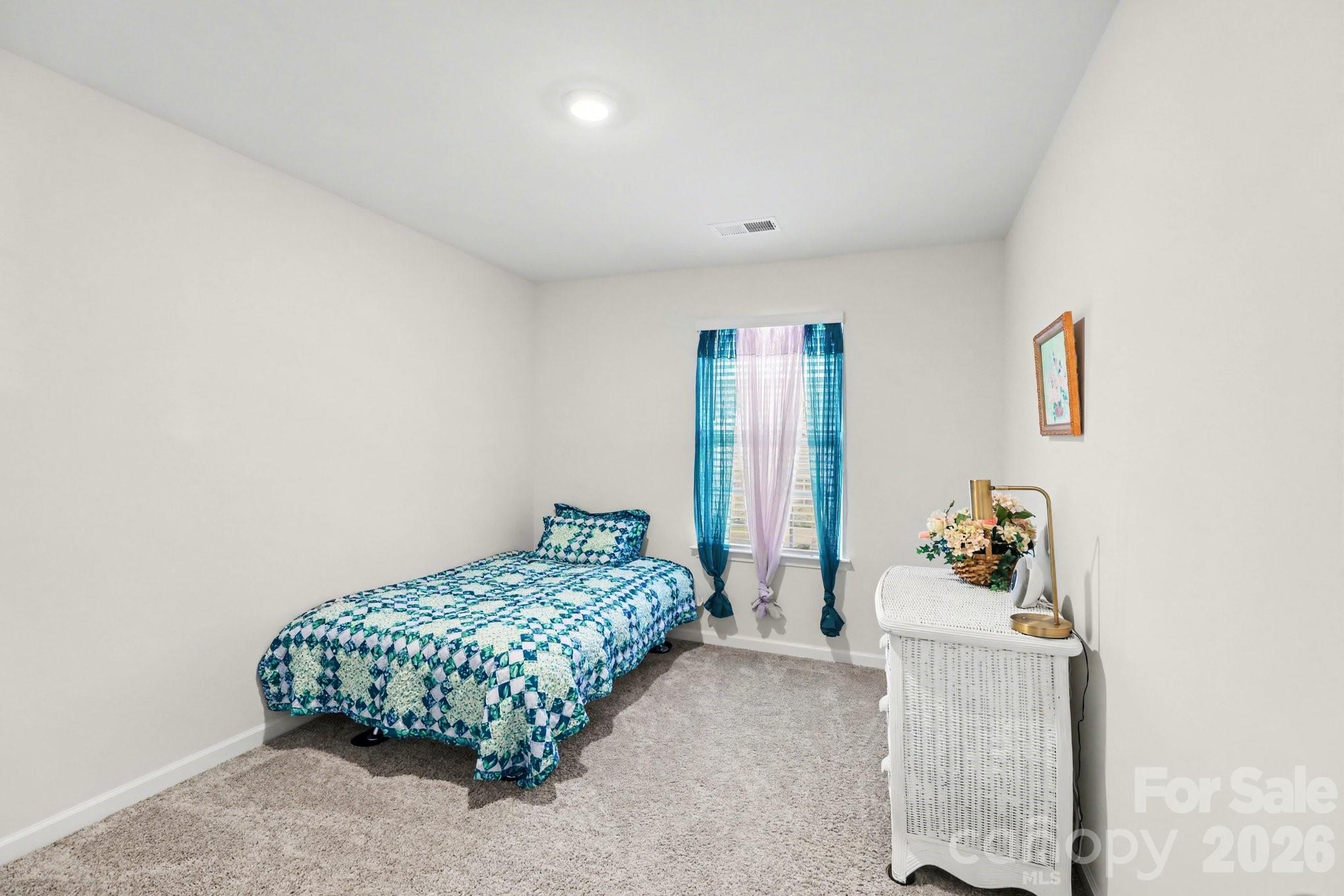 8133 Clairwood Drive Charlotte NC 28269