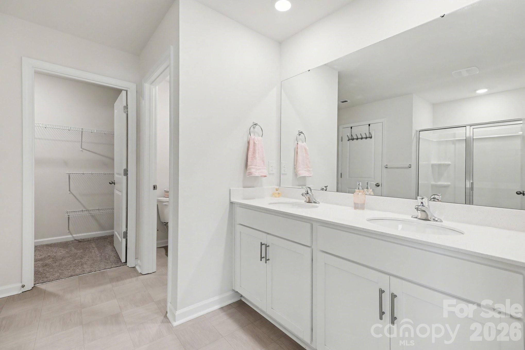 8133 Clairwood Drive Charlotte NC 28269