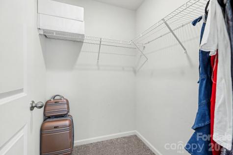 8133 Clairwood Drive Charlotte NC 28269