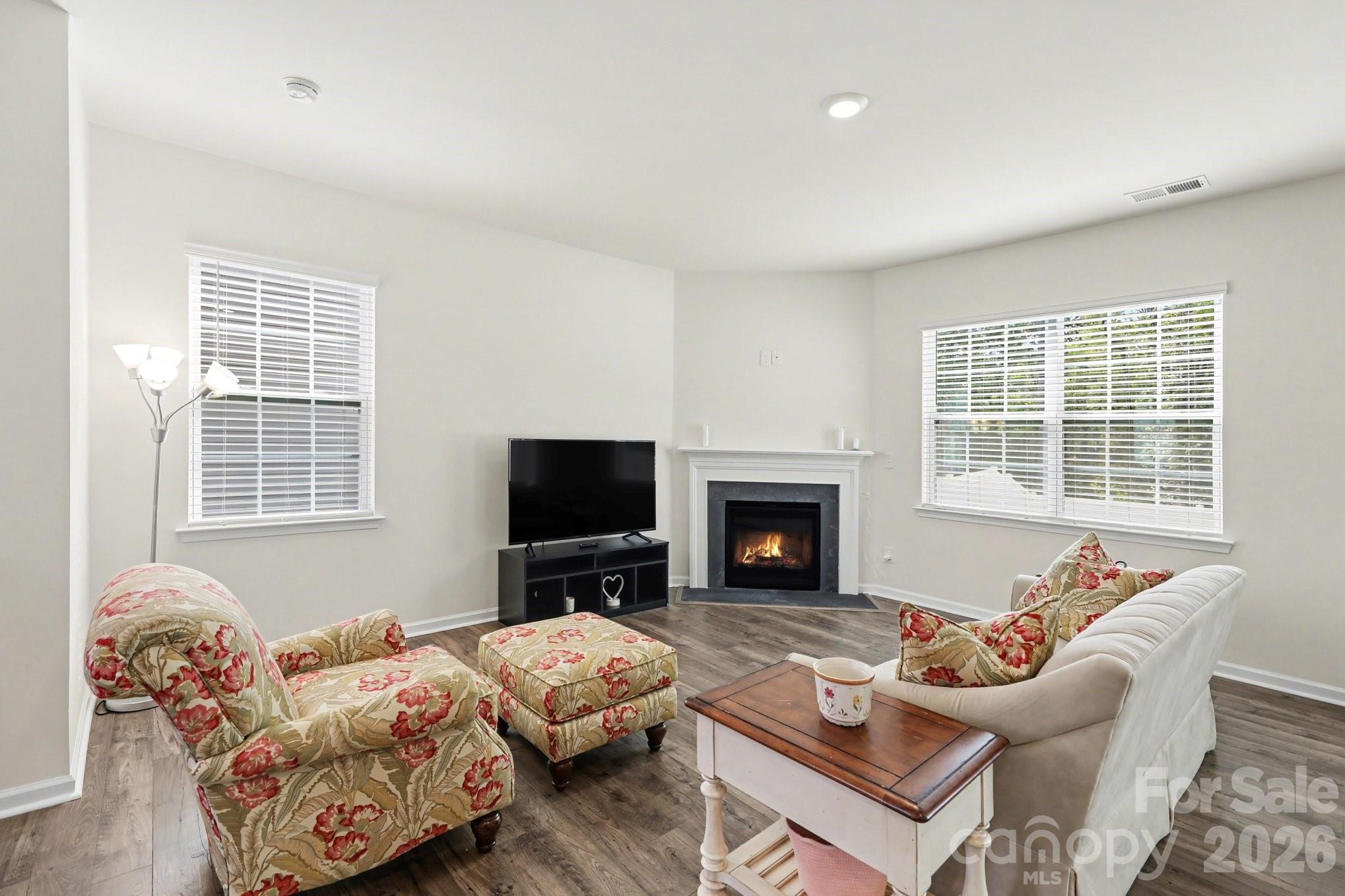 8133 Clairwood Drive Charlotte NC 28269