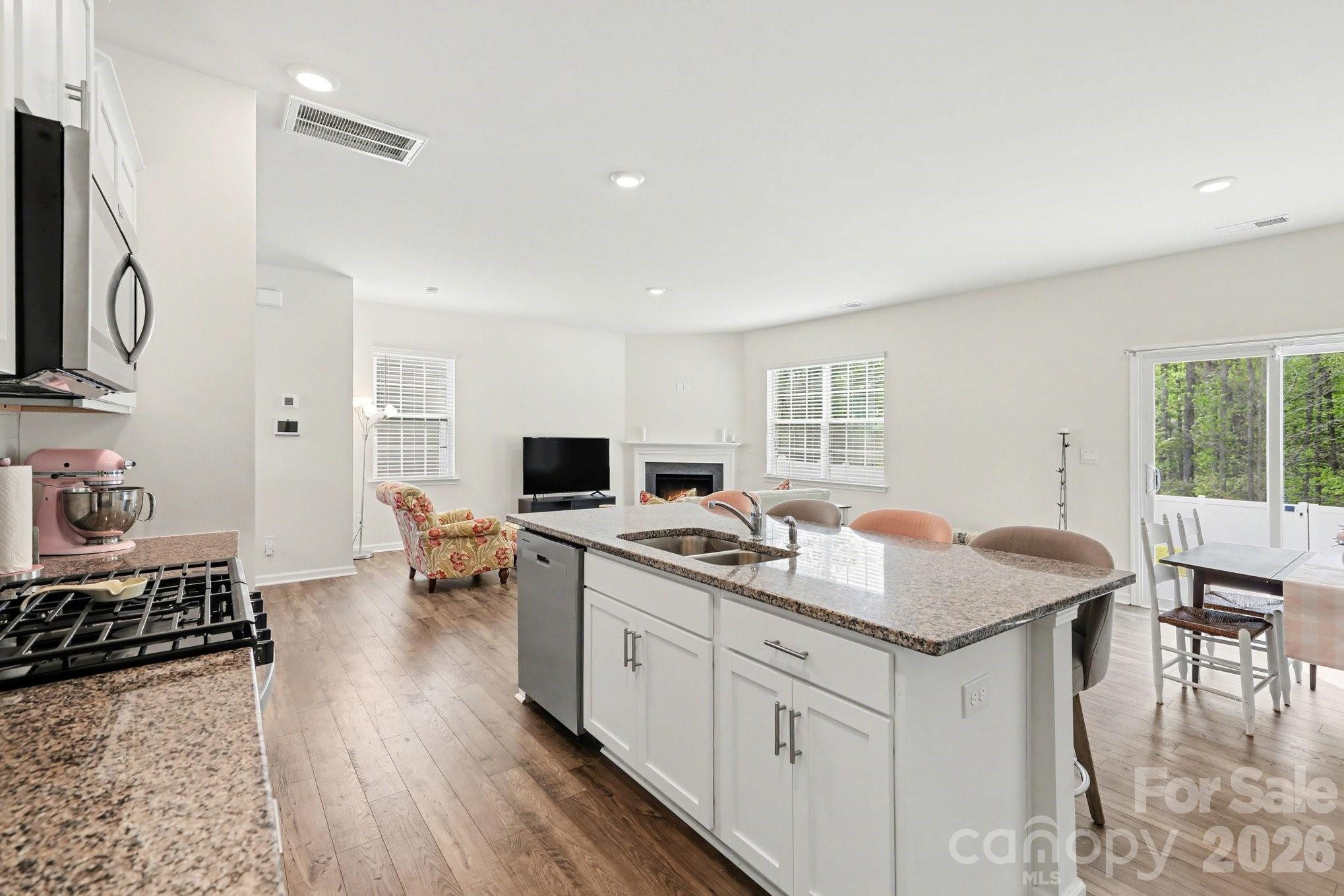 8133 Clairwood Drive Charlotte NC 28269