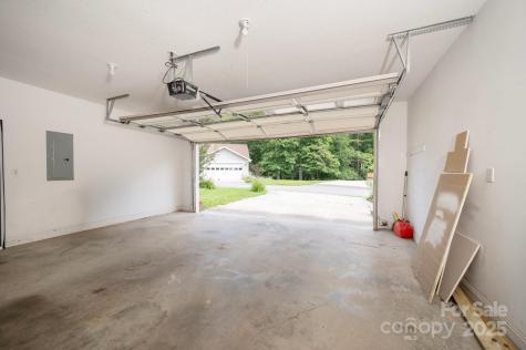 29 Honey Hollow Lane Fairview NC 28730