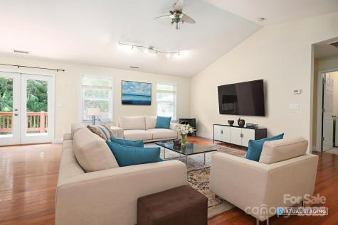 29 Honey Hollow Lane Fairview NC 28730