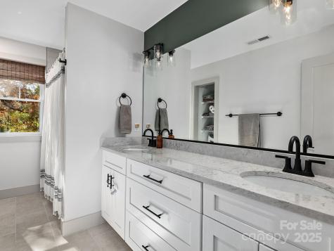 39 Cisco Road Asheville NC 28805