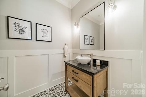 408 Melbourne Court Charlotte NC 28209