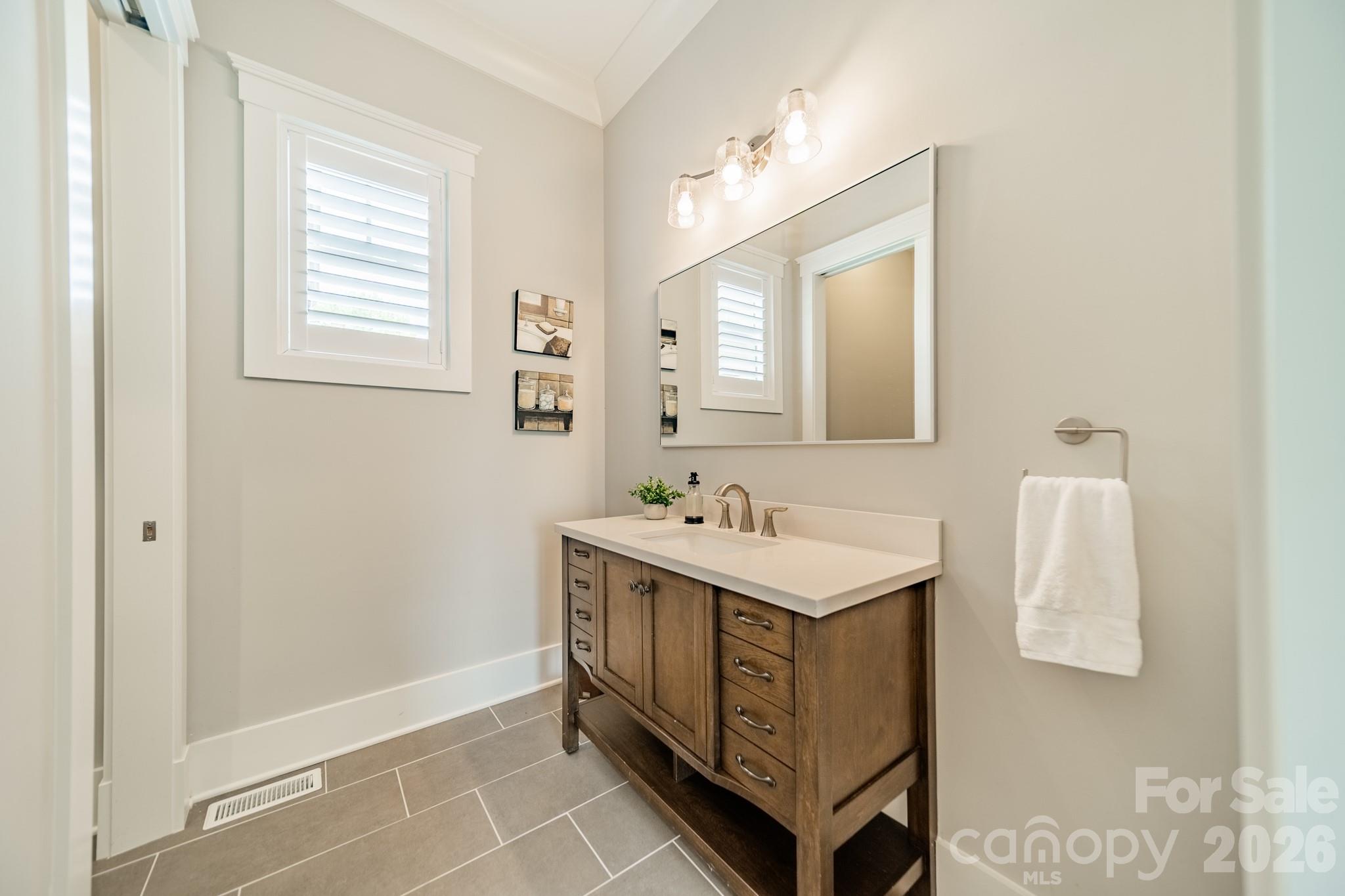 408 Melbourne Court Charlotte NC 28209