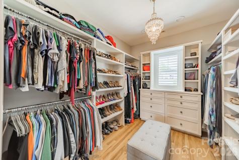 408 Melbourne Court Charlotte NC 28209