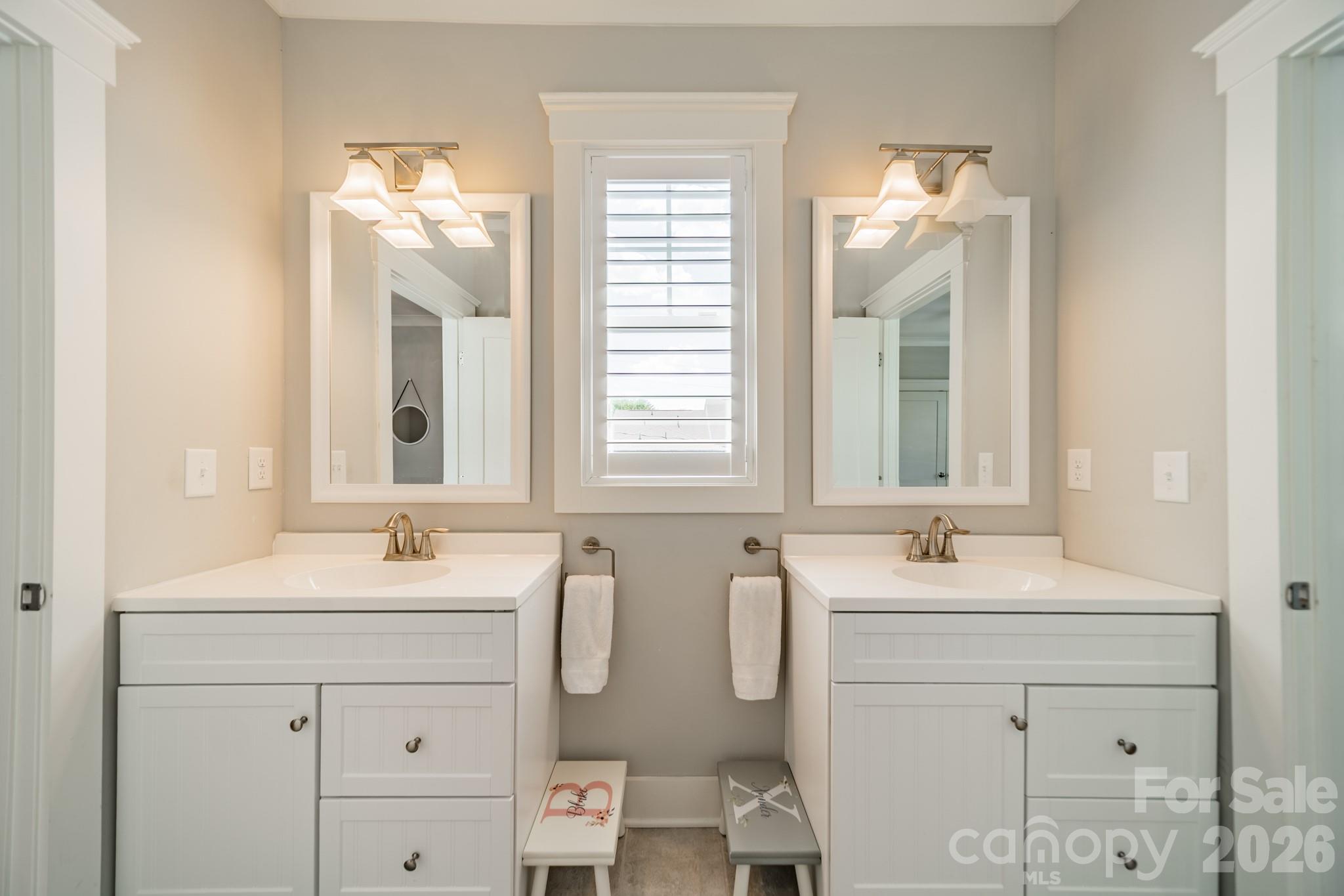 408 Melbourne Court Charlotte NC 28209